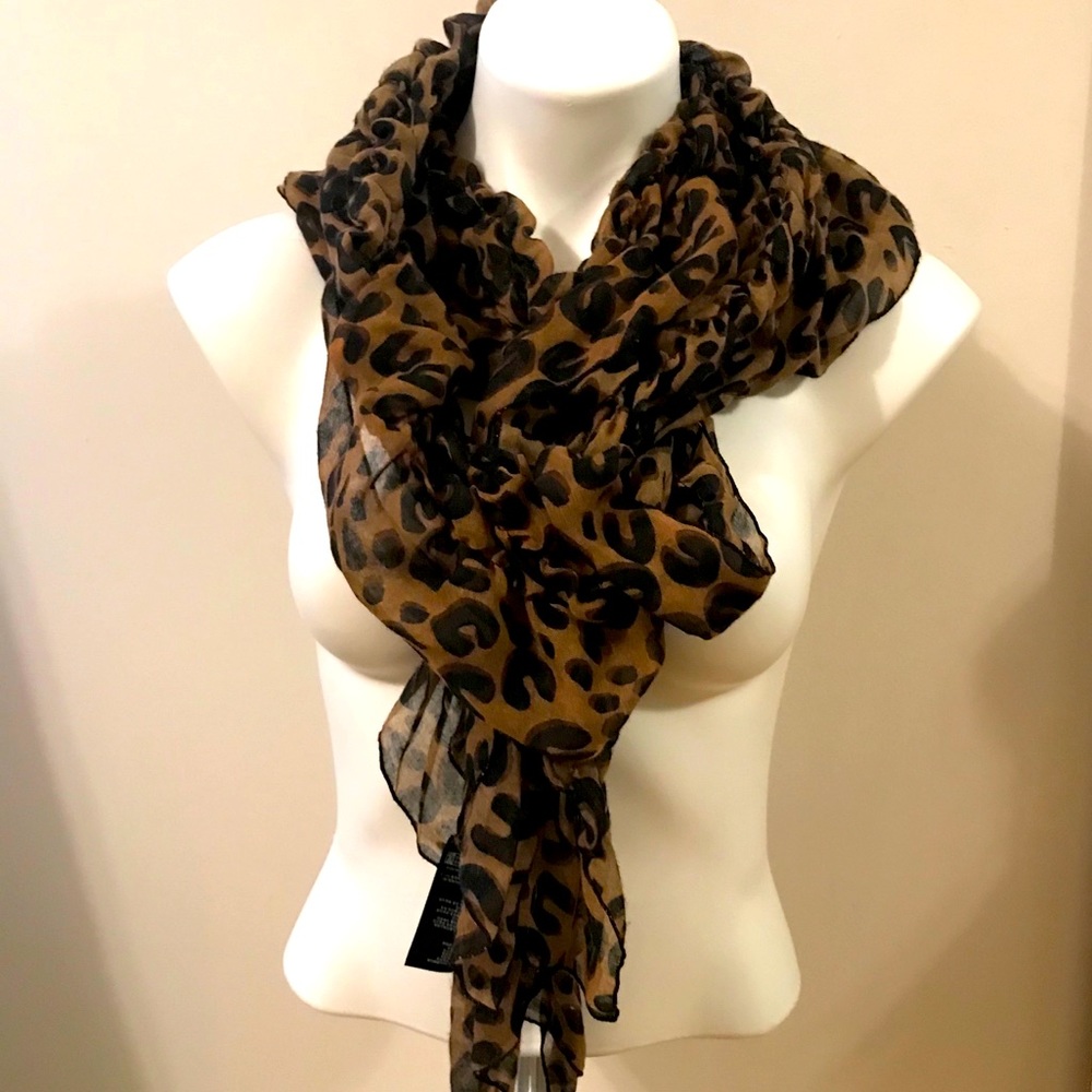 Forever 21 Skarf